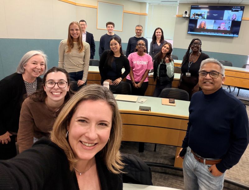 Monique Elliot visits students in the UConn School of Business